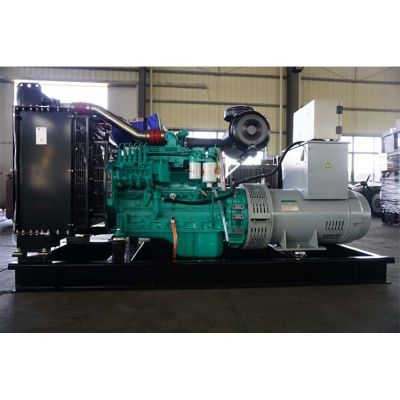 100kw東風康明斯柴油發電機組-東風康明斯6缸柴油機6BTAA5.9-G2柴油發電機組,缸徑/行程：102/120mm,柴油發電機組水冷發動機功率120KW,柴油發電機組配套馬拉松斯坦福發電機。廠價直銷歡迎選購：13773399855。
