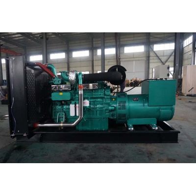 400kw玉柴柴油發電機組-玉柴6缸柴油機YC6T600L-D22柴油發電機組,缸徑/行程：145/165mm,柴油發電機組水冷發動機功率441W,柴油發電機組配套馬拉松斯坦福發電機。廠價直銷歡迎選購：13773399855。