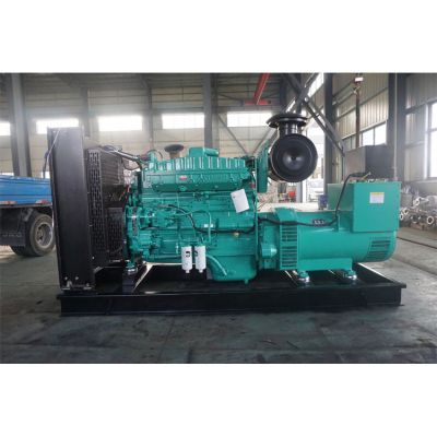 300kw重慶康明斯柴油發(fā)電機(jī)組-重慶康明斯6缸柴油機(jī)NTA855-G4柴油發(fā)電機(jī)組,缸徑/行程：140/152mm,柴油發(fā)電機(jī)組水冷發(fā)動(dòng)機(jī)功率351KW,柴油發(fā)電機(jī)組配套馬拉松斯坦福發(fā)電機(jī)。廠價(jià)直銷歡迎選購：13773399855。